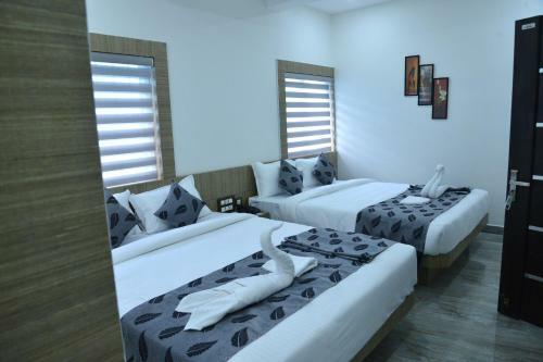 Lodge Suroor Tourist Home