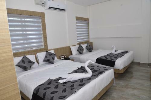 Lodge Suroor Tourist Home