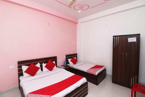 Hostal Oyo 43486 Hari Vilas Bhawan
