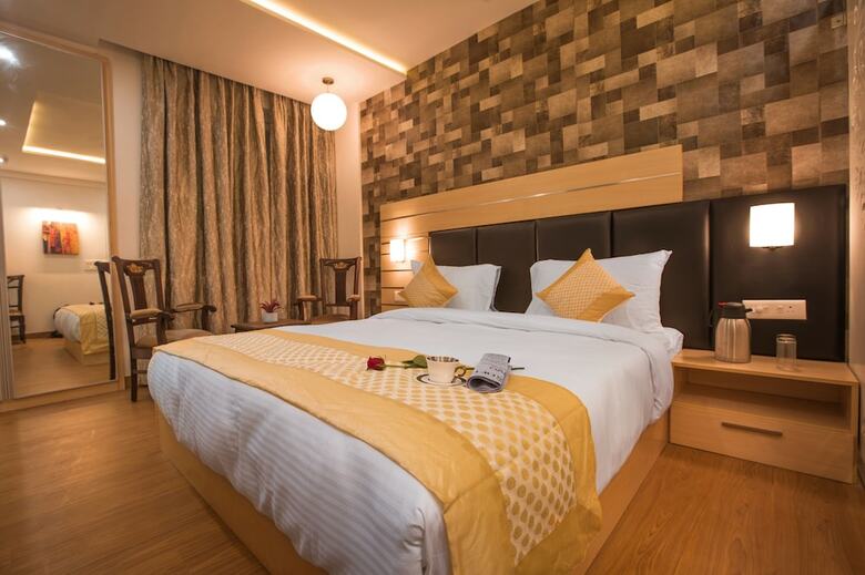 Hotel Kadamb Spritual Stay