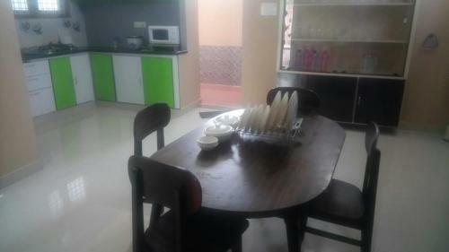 Hostal Paradise Home Guest House