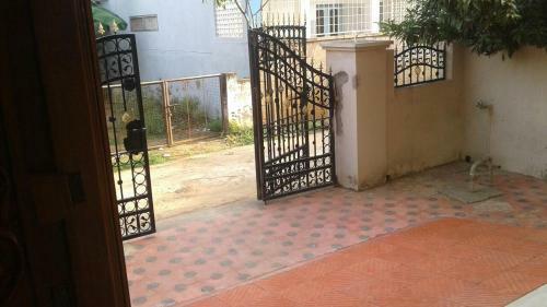 Hostal Paradise Home Guest House
