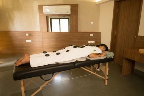 Hotel Nirvana Nature Cure