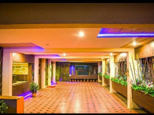 A.r Grand Hotel