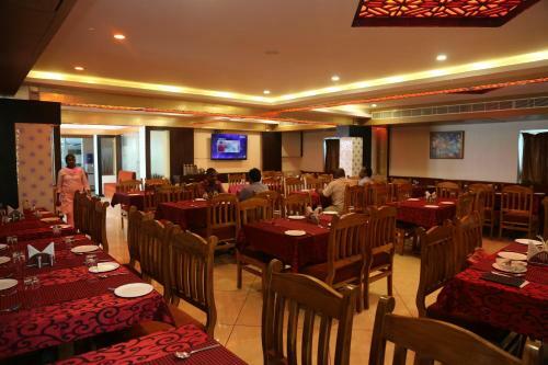 Hotel Skml Grand