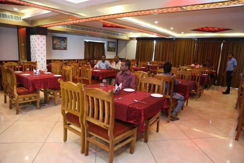 Hotel Skml Grand