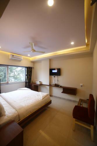 Hotel Skml Grand