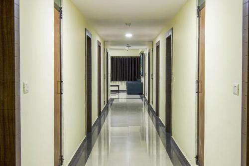 Hotel Oyo 15615 Sai Krishna Paradise