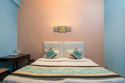 Oyo 9935 Hotel Mango House