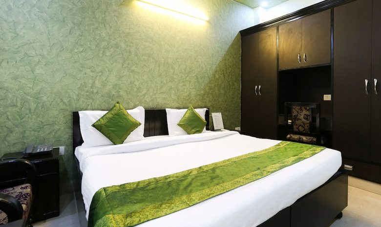 Hotel Treebo Trip Sswag 18 Expressway