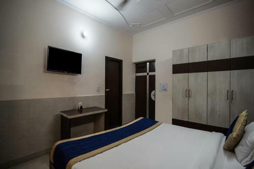 Hotel Oyo 9530 Kunal Residency