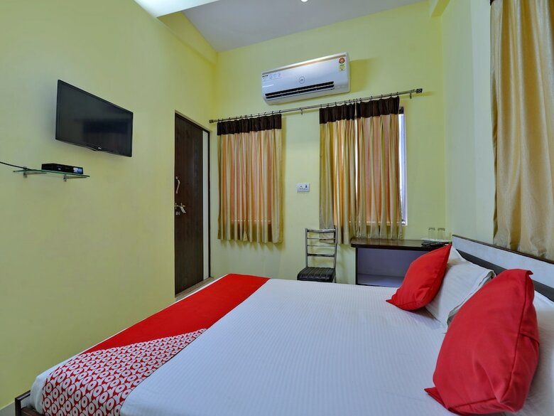 Hotel Oyo 16992 Primrose Residency
