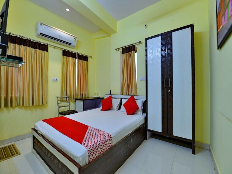 Hotel Oyo 16992 Primrose Residency