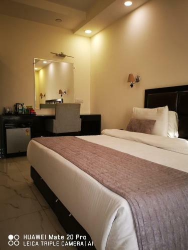 Hotel P.k. Residency