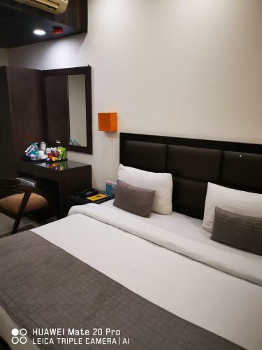 Hotel P.k. Residency