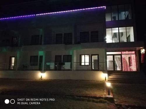 Hotel Grand Ambience Resort