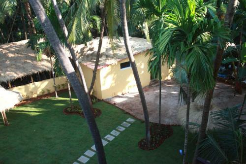 Hotel Cocohut Resort