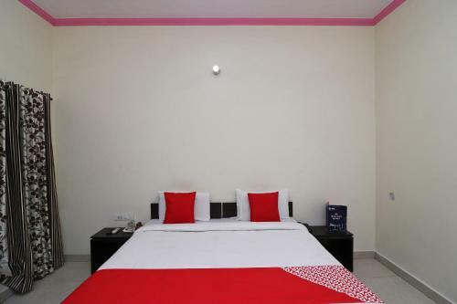 Oyo 14161 Hotel Sachin