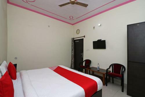 Oyo 14161 Hotel Sachin