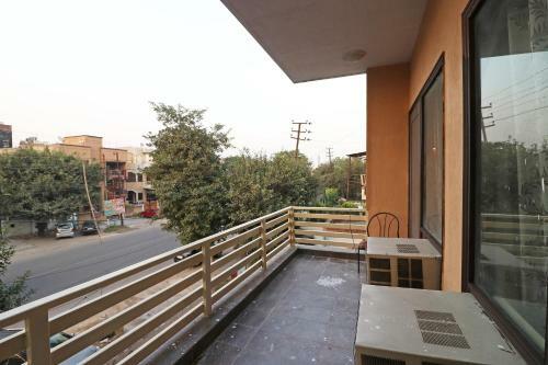 Hotel Oyo 11925 Krishna 26