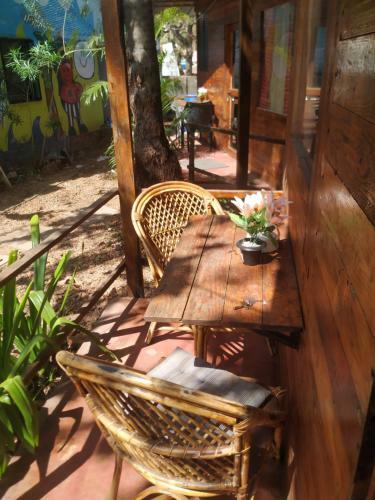 Hostal Cozy Room Near Vagator Beach