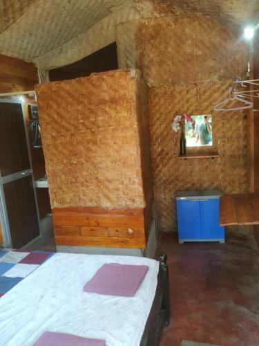 Hostal Cozy Room Near Vagator Beach