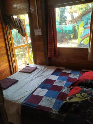 Hostal Cozy Room Near Vagator Beach