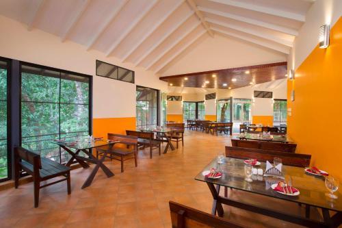 Hotel Adithya Nature Resort & Spa