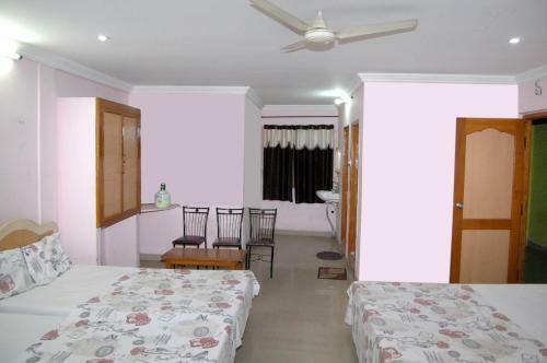 Lodge Hotel Jayaam