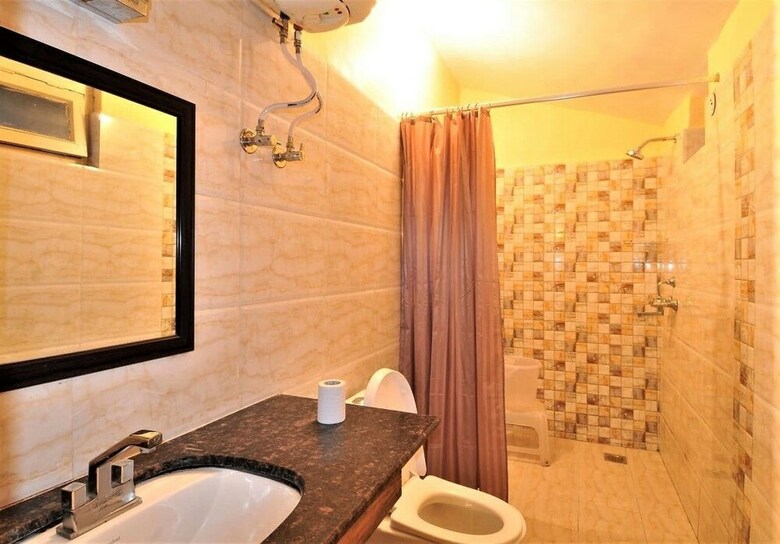 Latitude 29 By The Lake Resort