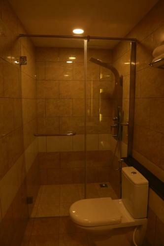 Hotel Oak Gardens