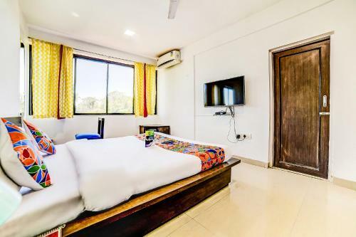 Hotel Fabexpress Casa Paradise