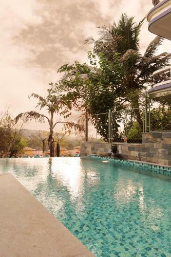 Flora Sangolda By Acasa - Luxury Villa For Groups