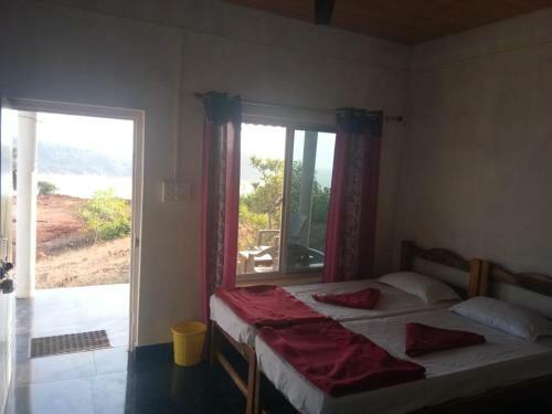 Hotel White Elephant Restaurant And Cottages