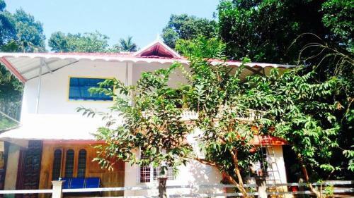 Maloos Homestay