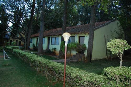 Hotel Zeenath Taj Gardens