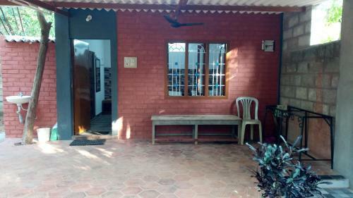 Hotel Auro Farms