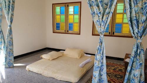 Hostal Lotus Garden Guest House