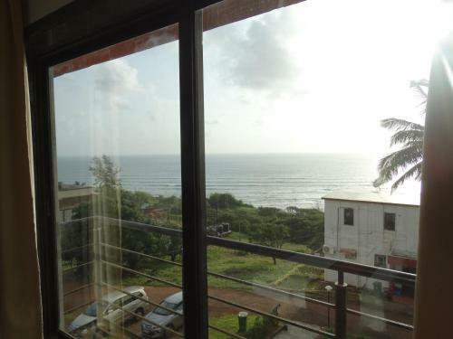 Hotel Abhishek Beach Resort And Spa