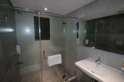 Hotel Abhishek Beach Resort And Spa