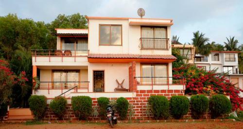 Hotel Abhishek Beach Resort And Spa