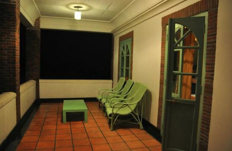 Hotel Mango Hill By Poppys