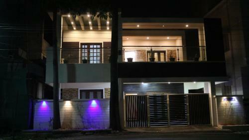Hostal Zoe Service Rooms