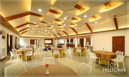 Kgees - Hill Town Hotel