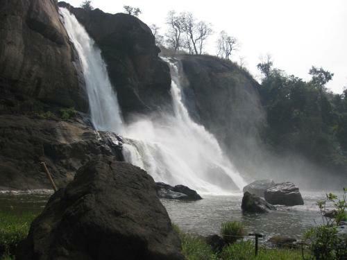 Hotel Magic Land Resorts Athirapally