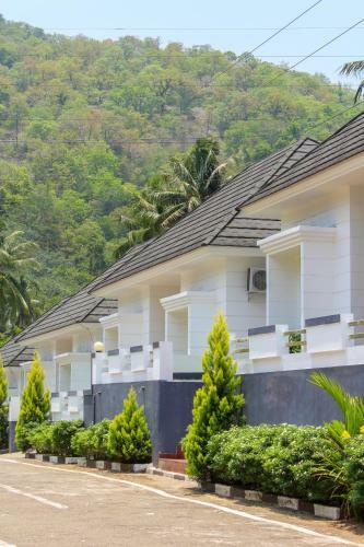 Hotel Magic Land Resorts Athirapally