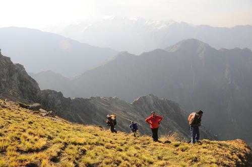 Tirthan Hilltop-great Himalayan National Park