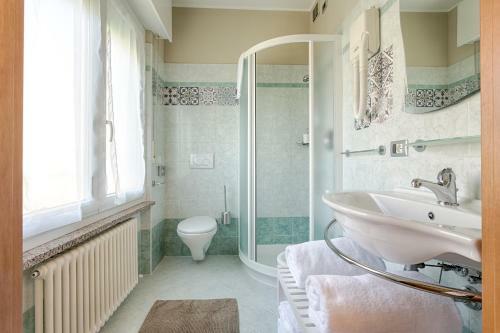 Hostal Vignola Rooms Avio