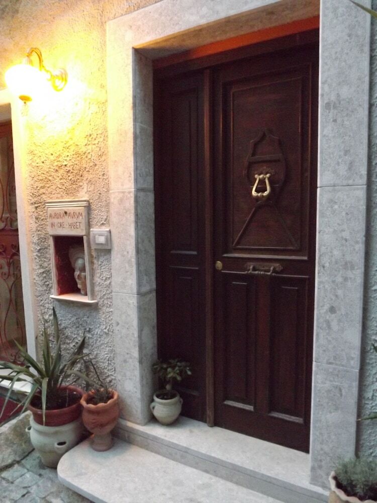Hostal Casa Aurora