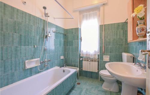 Two-bedroom Apartment In Pieve Ligure